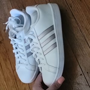 Womens Adidas White Rose Gold Cloudfoam Sneakers Tennis Shoes Women’s Size 7.5